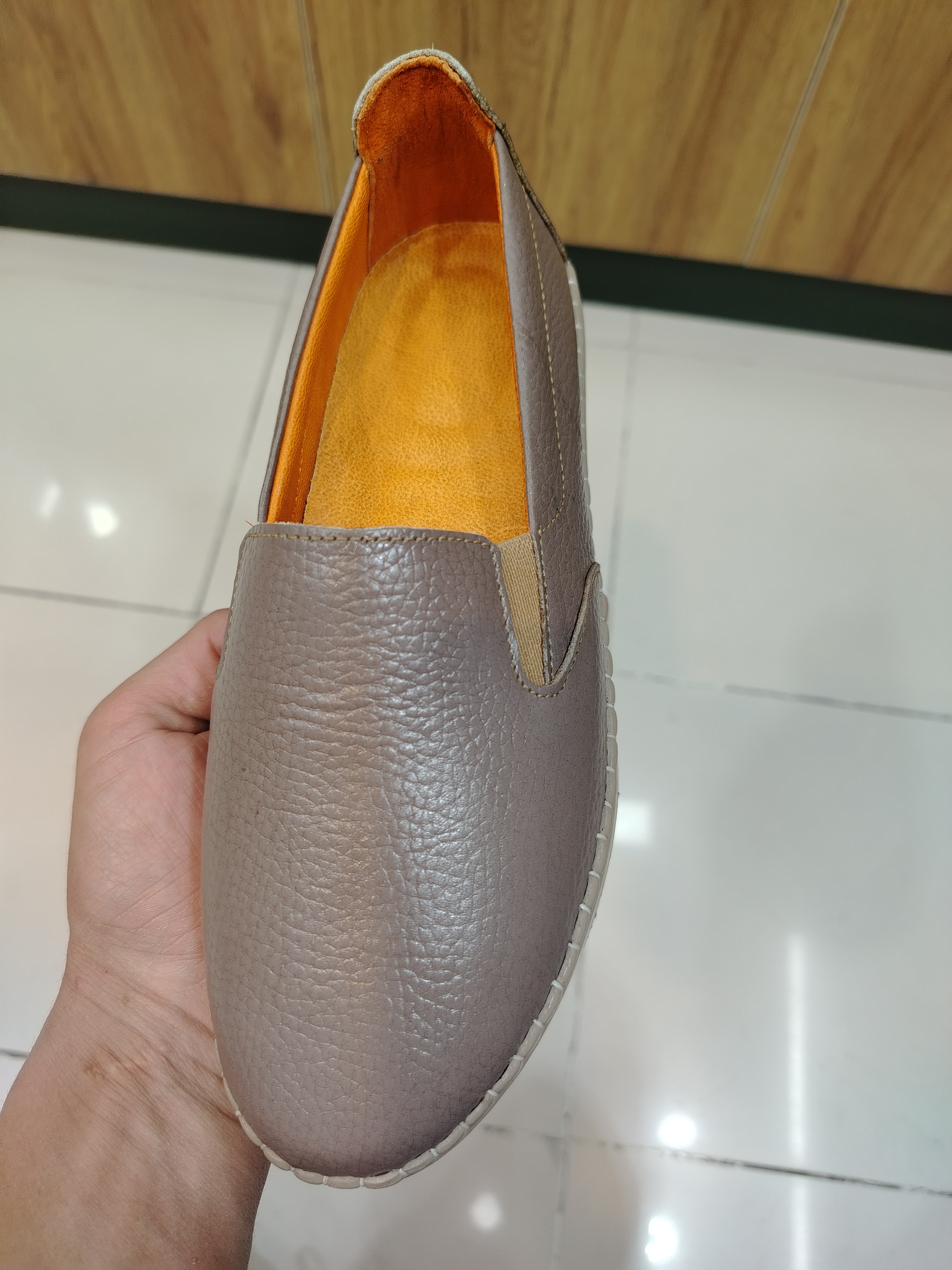 کفش اسپرت چرم تبریز طبیعی زنانه